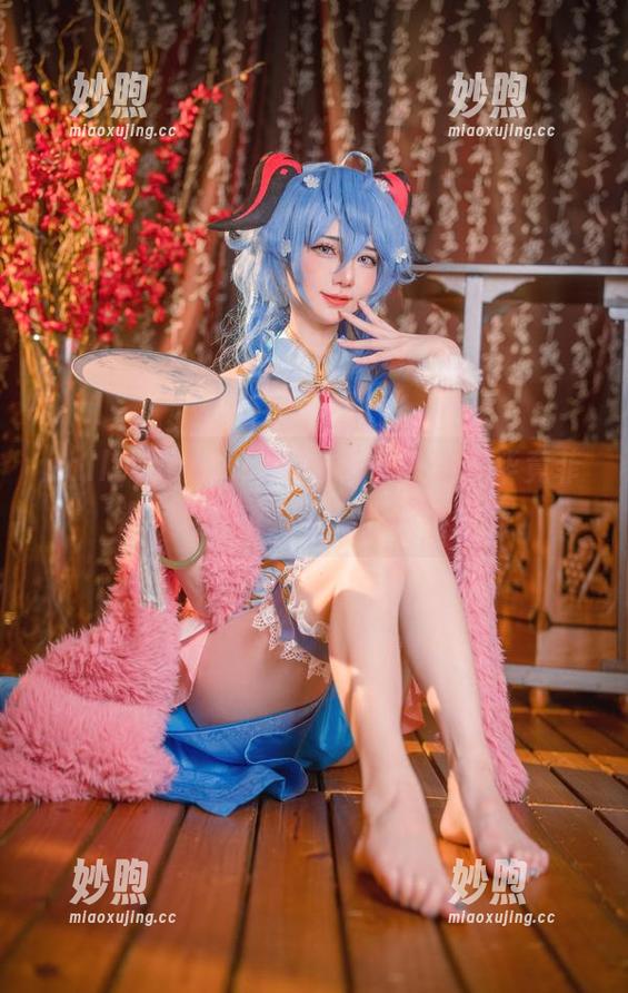sally dorasnow多啦雪一出，毕竟菲谢尔自拍才是写真界的小风骚
